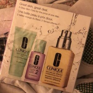 Clinique- Great Skin Set for Dry Combination Skin